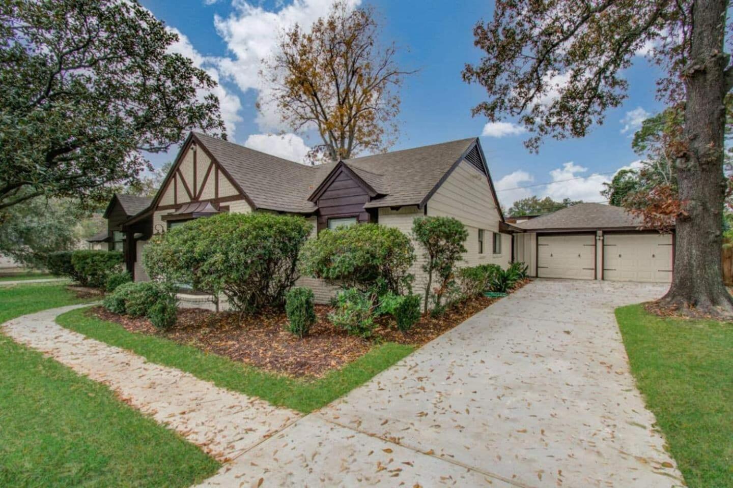 Western Oaks Retreat ヒューストン エクステリア 写真